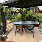 Alojamento de Acomodação e Pequeno-almoço Domus 26 Occidens Duo 3*