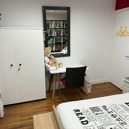 Domus 26 Occidens Duo 3* Montaigu-Vendee