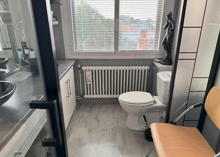 Domus 26 Occidens Duo Panzió Montaigu-Vendee